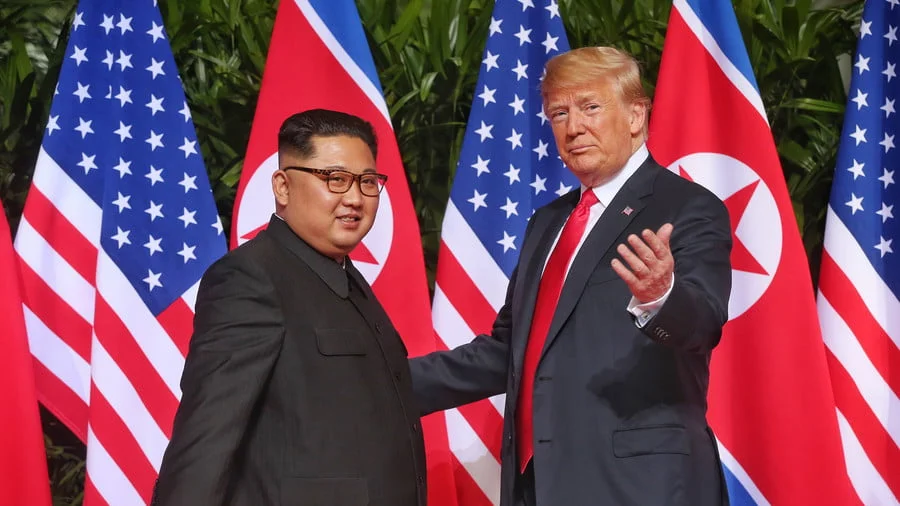 Trump Meets Kim, Averting Threat of Nuclear War—and US Pundits Are Furious