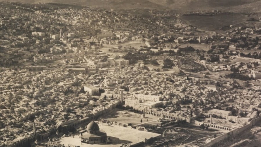 Jerusalem's Old City in 1937. National Library Photo Collection