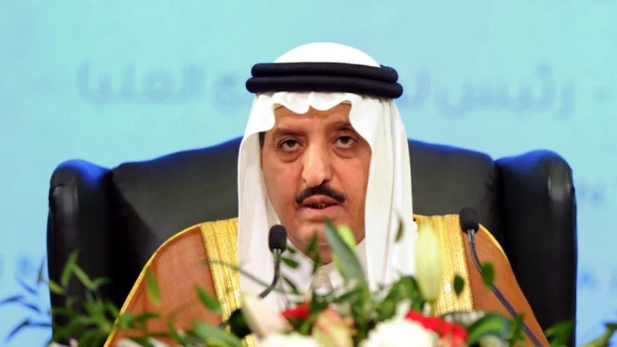 Senior Saudi Prince Flies Home to Tackle MbS Succession