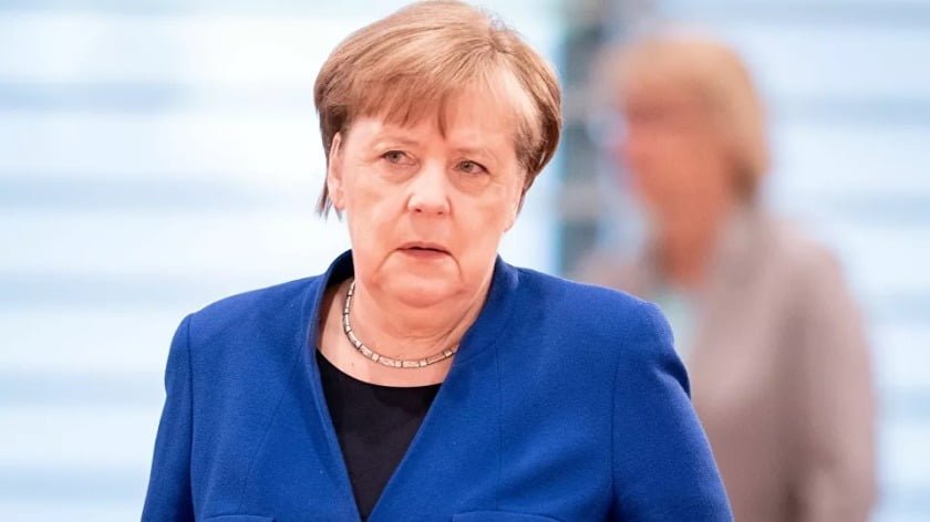 Merkel Played Like a Fiddle