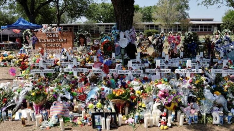 Texas School Shooting Reveals Ineptitude of U.S. Police Forces