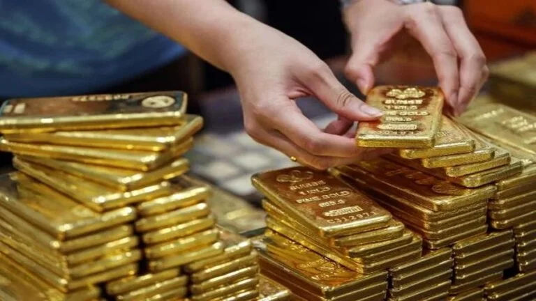 Plunder of Ukraine: Kiev Hands Over $12 Billion of Gold Reserves to the U.S.