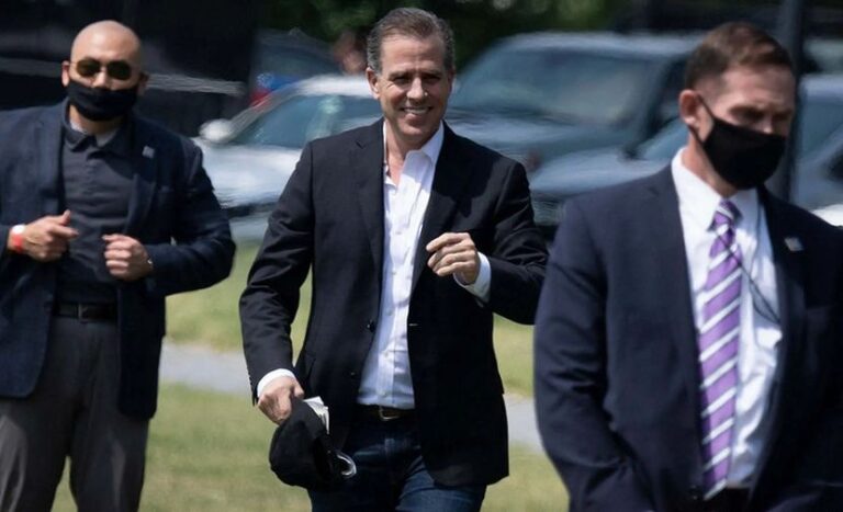 Poor Hunter Biden, Wrong Place, Wrong Time, Wrong Father!