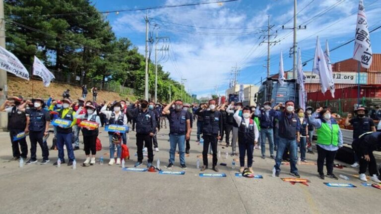 Second General Strike by Truck Drivers in ROK